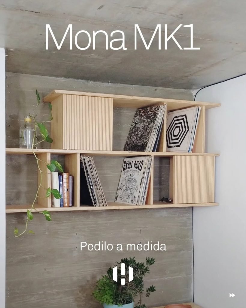 Mueble para vinilos con puertas corredizas